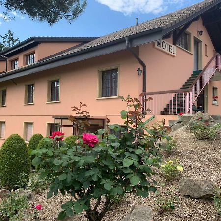 Motel Des Fleurs Servion Bagian luar foto